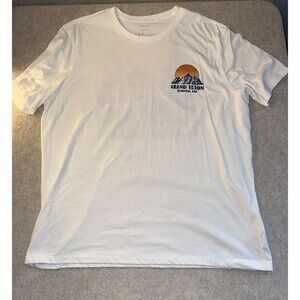 Old Navy Men’s Graphic Tetons T Shirt Size XL White NWOT